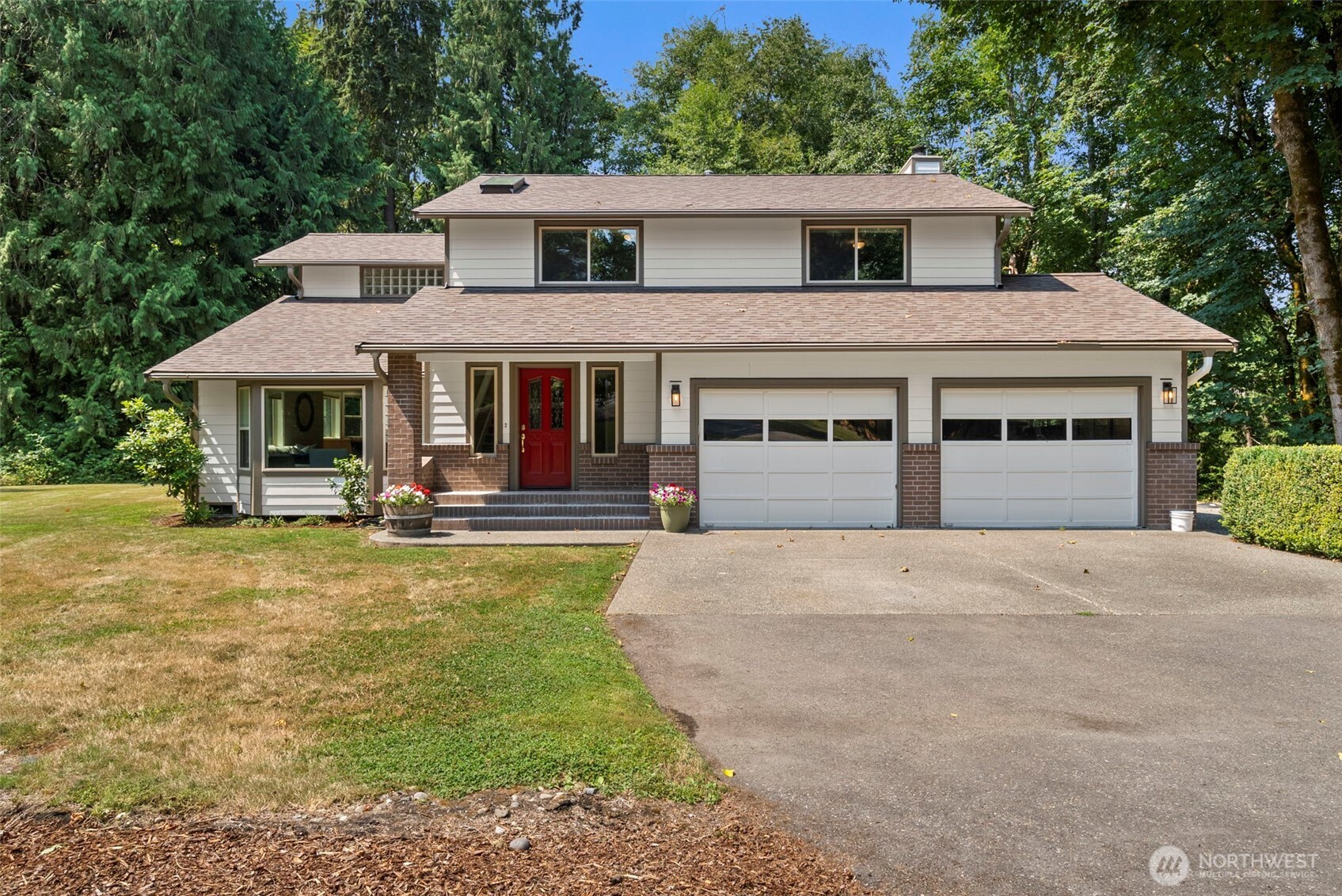 5231 Vine Court Property Photo 4