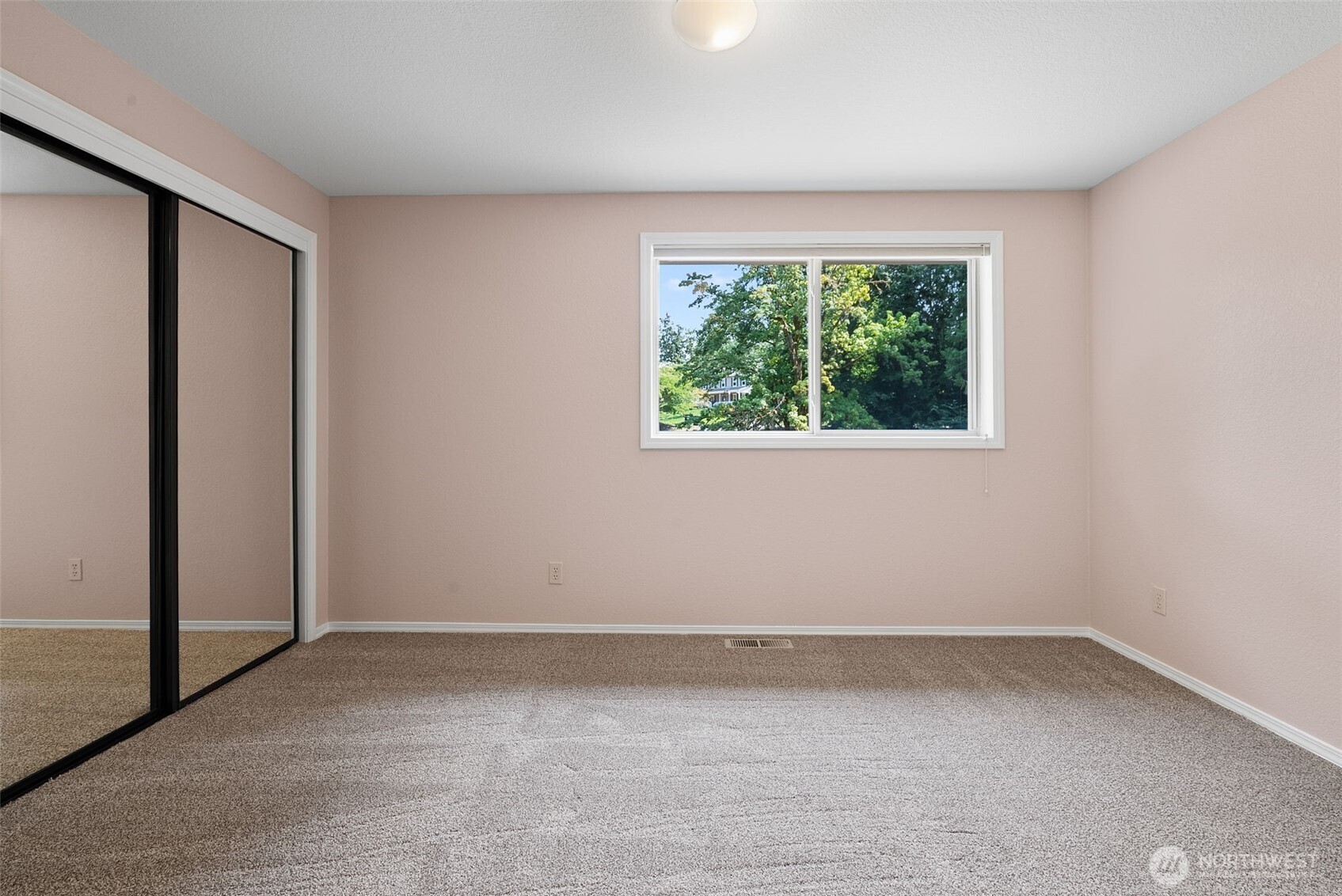 5231 Vine Court Property Photo 31