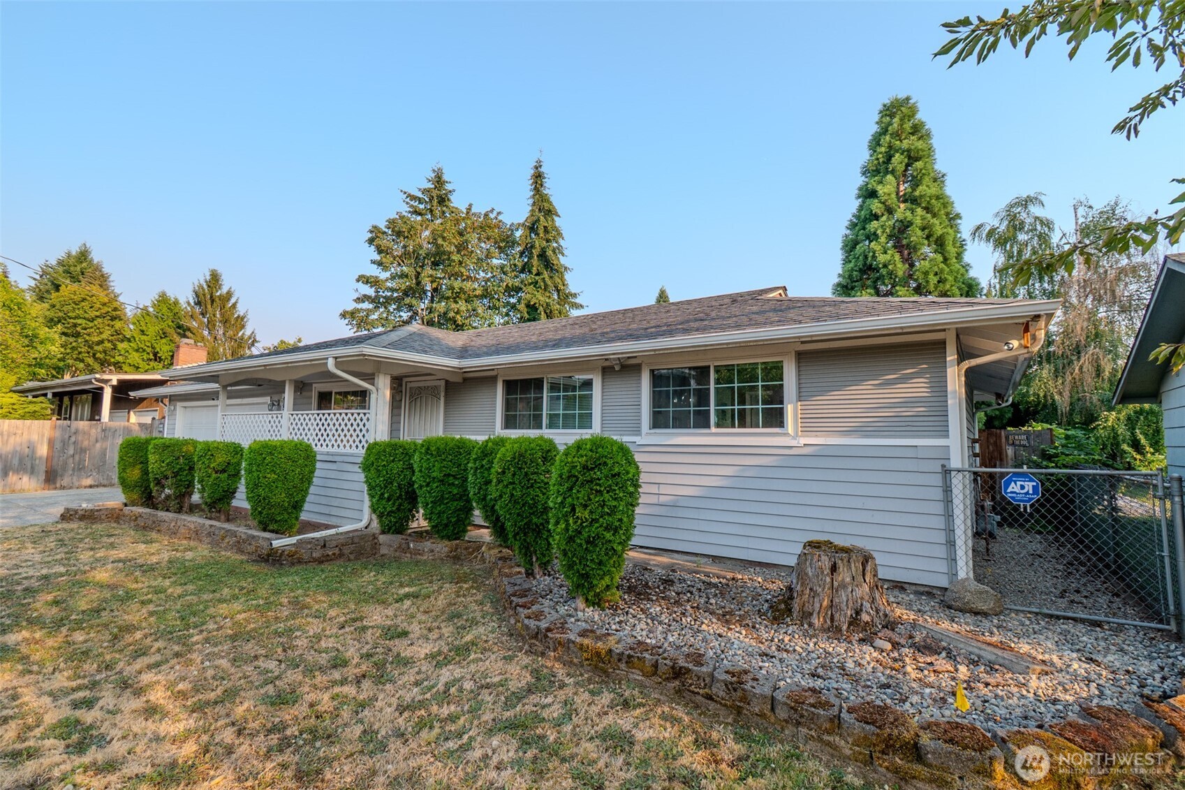 10609 Se 232nd Street Property Photo 2