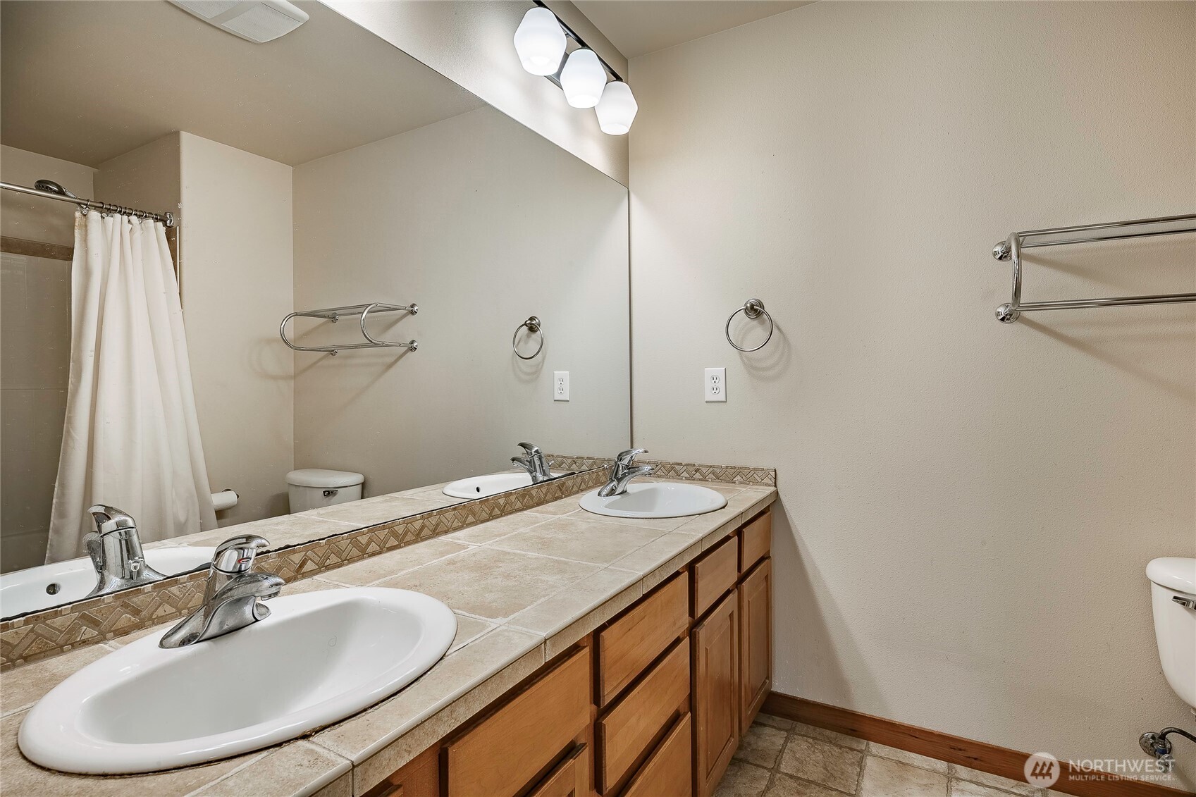 3519 Skylark Loop Property Photo 25