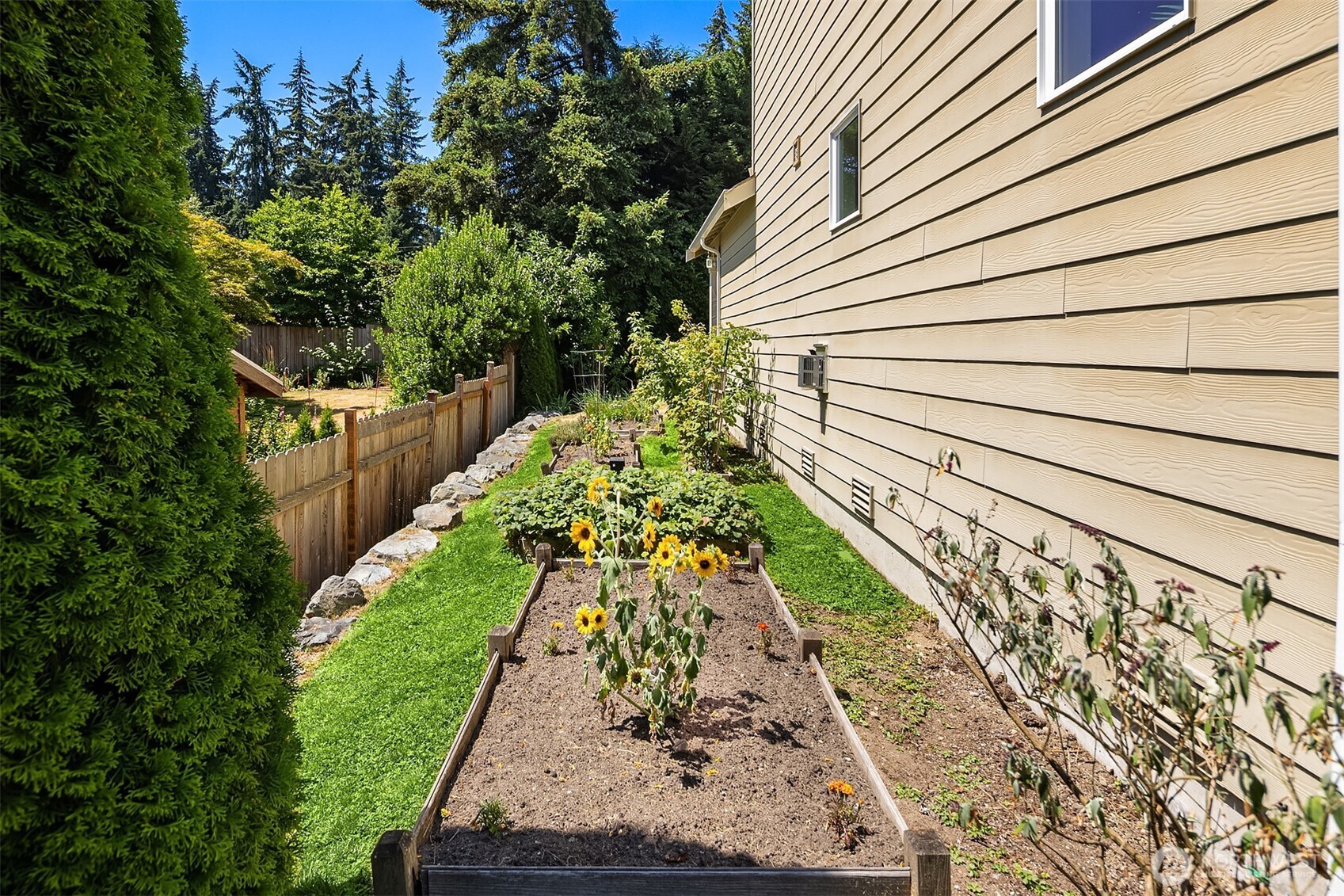 26 Meadow Place Property Photo 34
