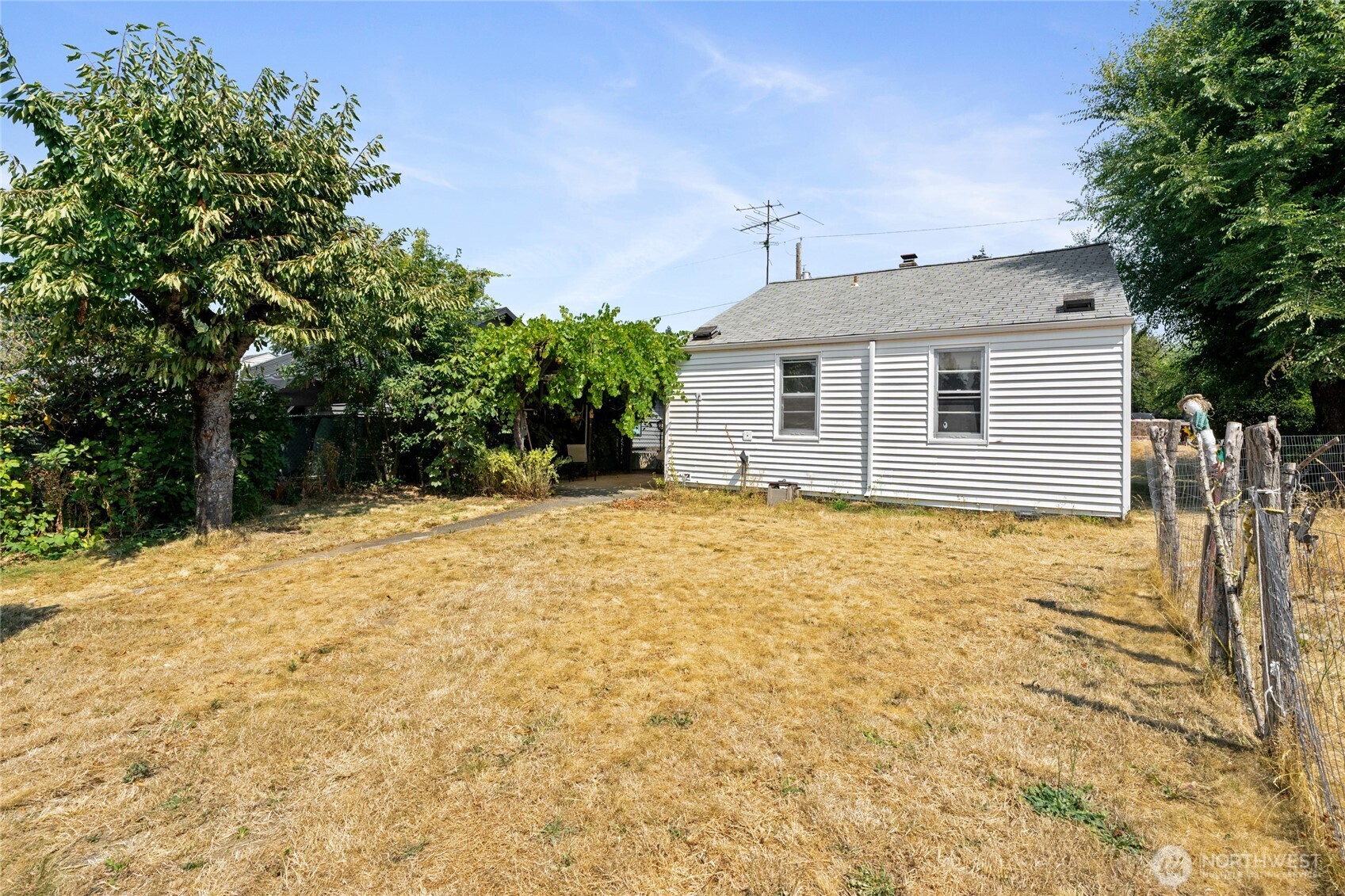 16639 35th Avenue Property Photo 27