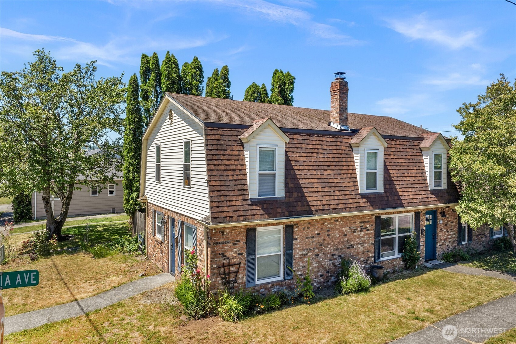 1527 8th Street Property Photo 6