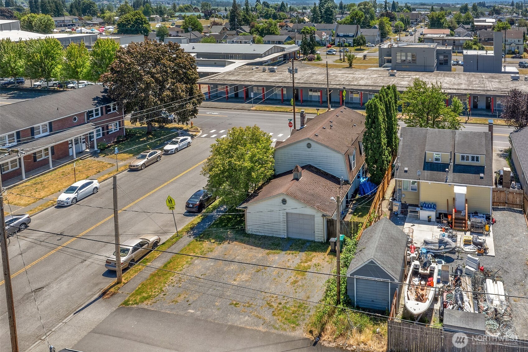 1527 8th Street Property Photo 10