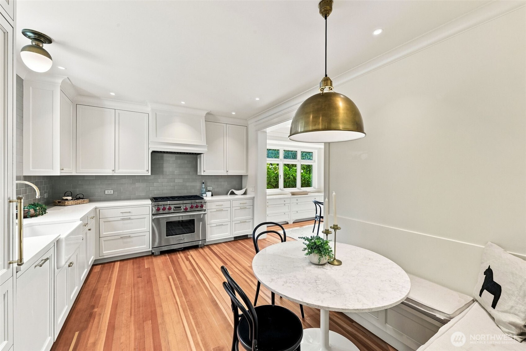 1111 Bellevue Place Property Photo 18