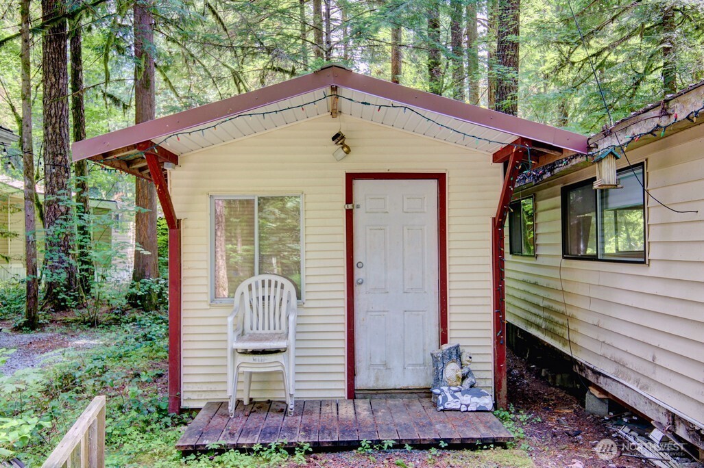 149 1 Goldrush Road Property Photo 2