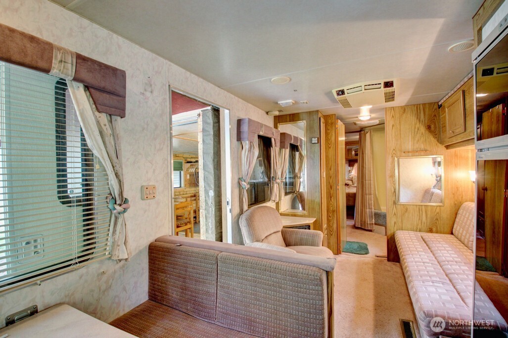 149 1 Goldrush Road Property Photo 8