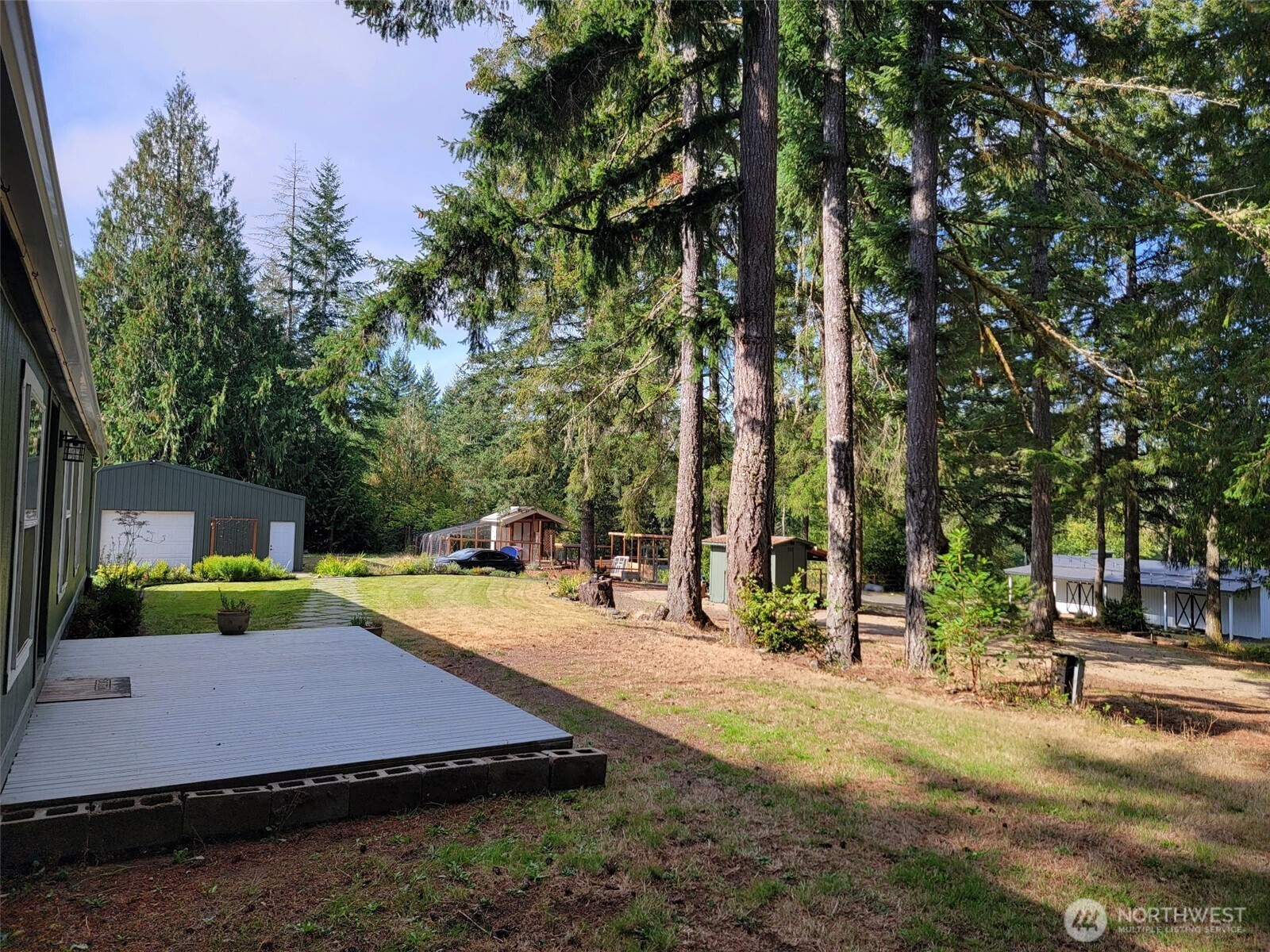 190 E Rasor Place Property Photo 4
