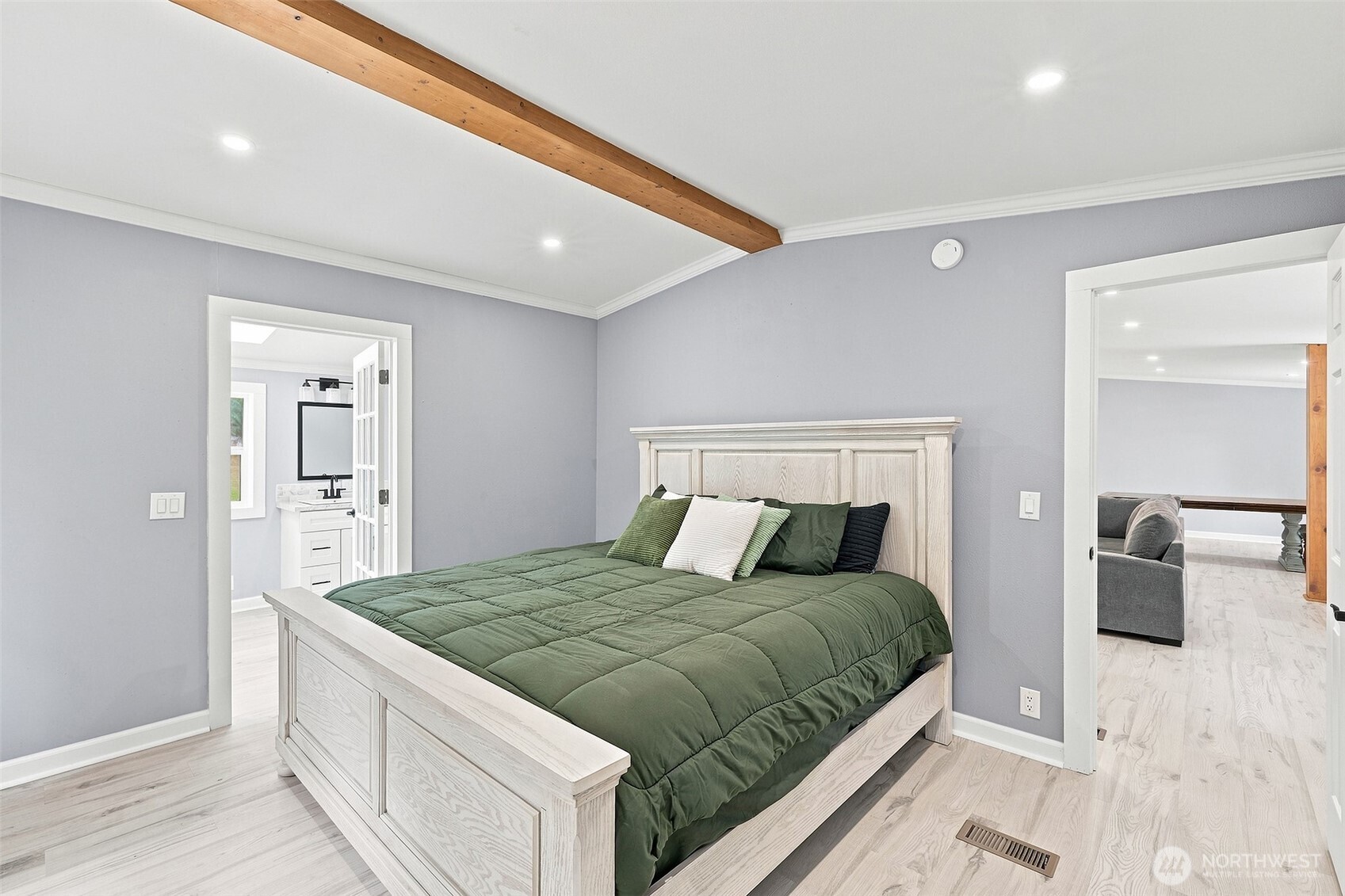 190 E Rasor Place Property Photo 10