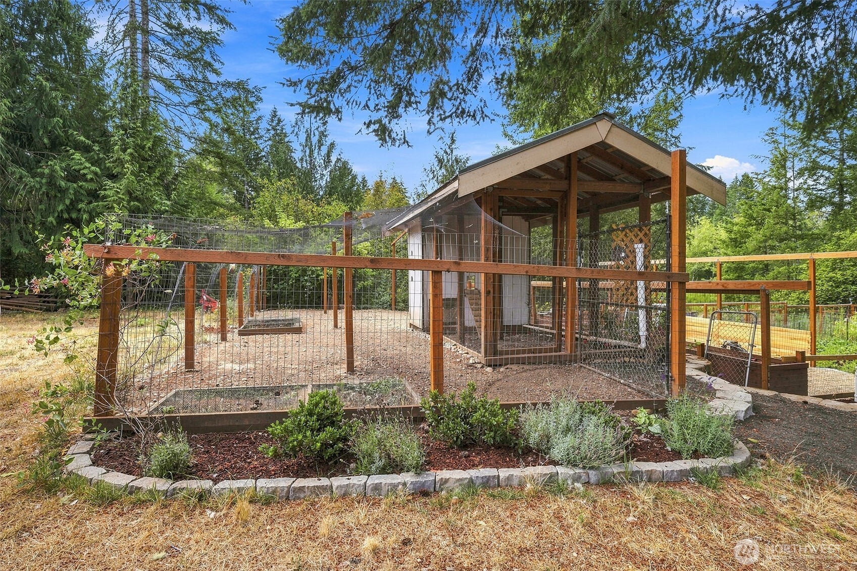 190 E Rasor Place Property Photo 20