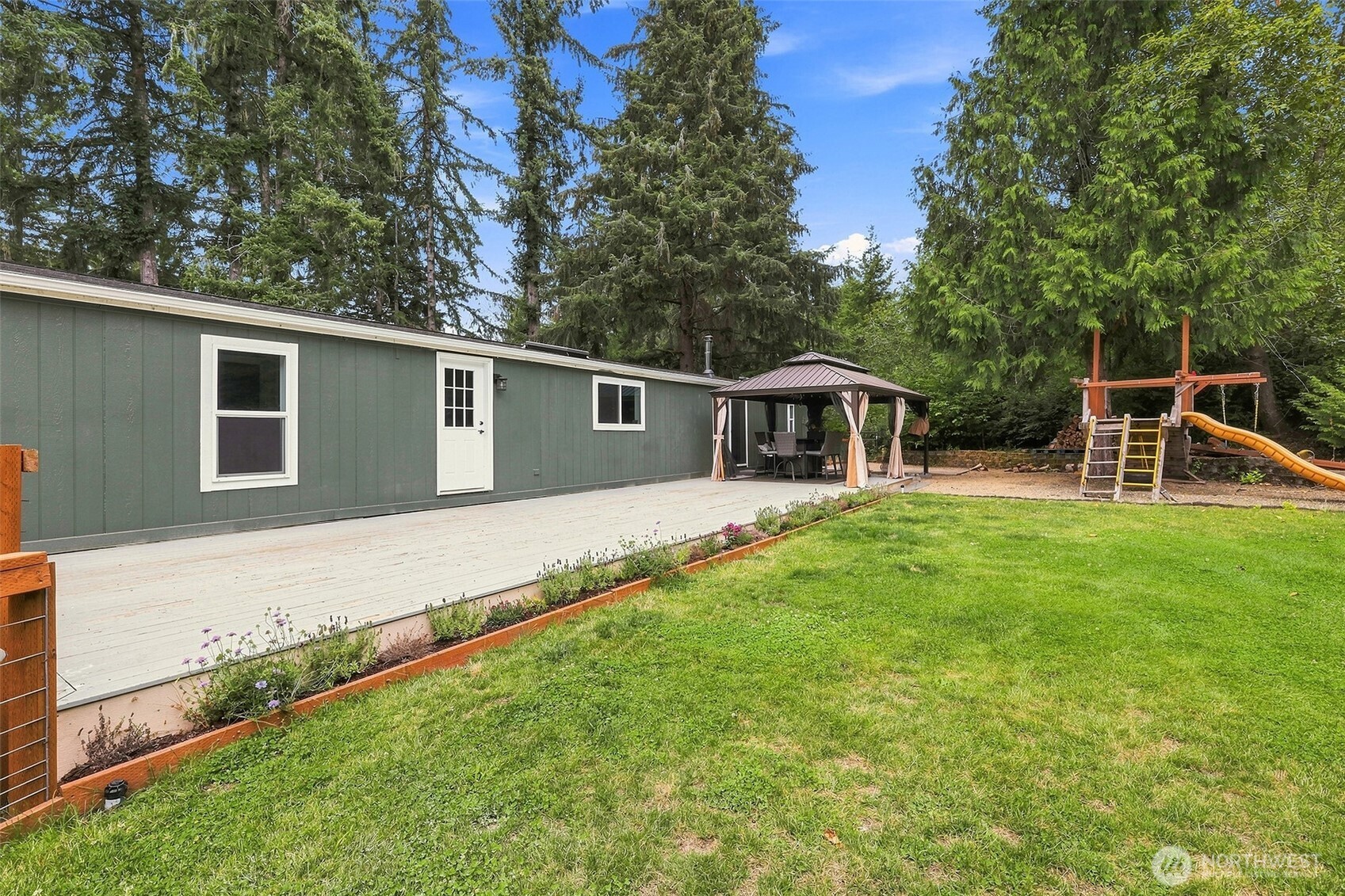 190 E Rasor Place Property Photo 32