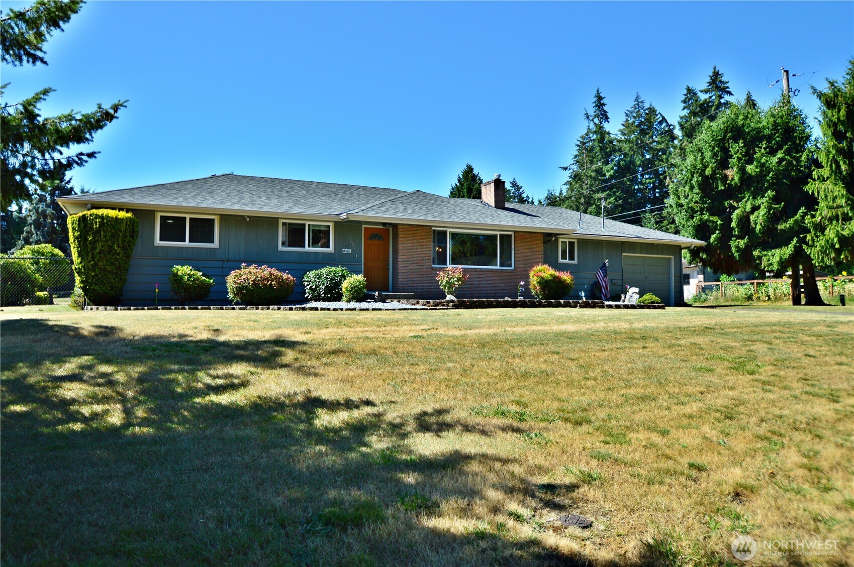 5202 96th Street Property Photo 2