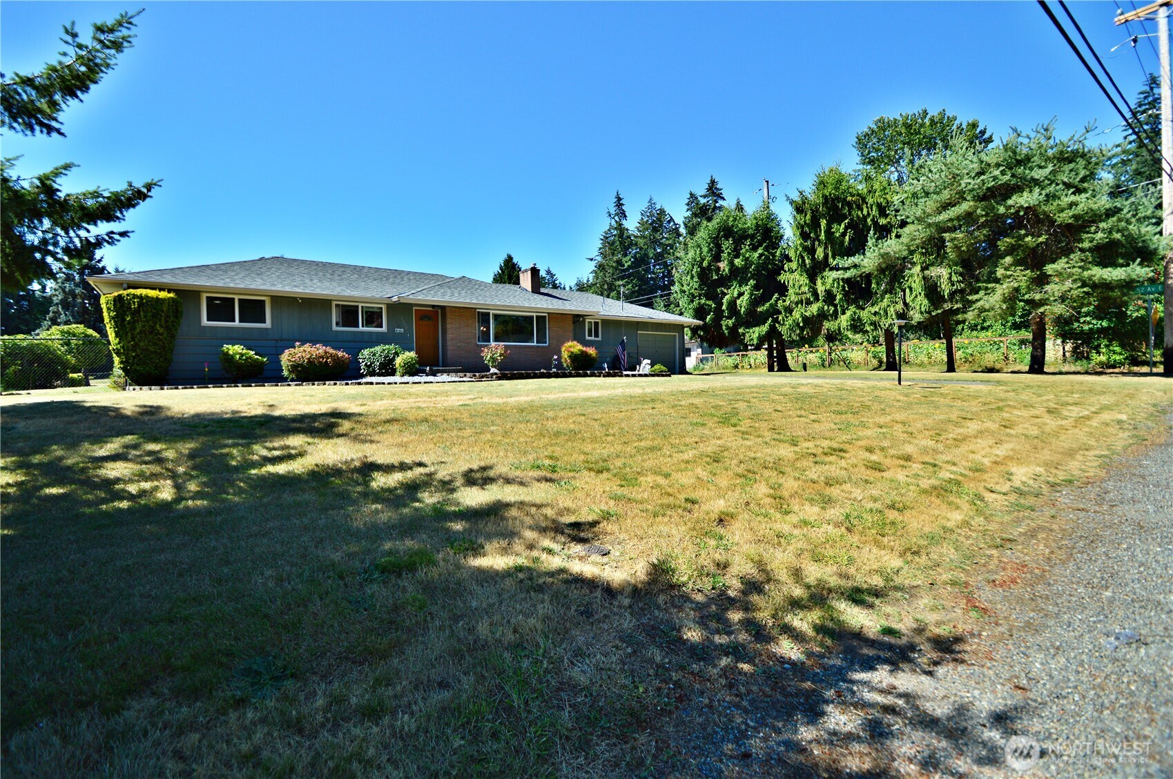5202 96th Street Property Photo 3
