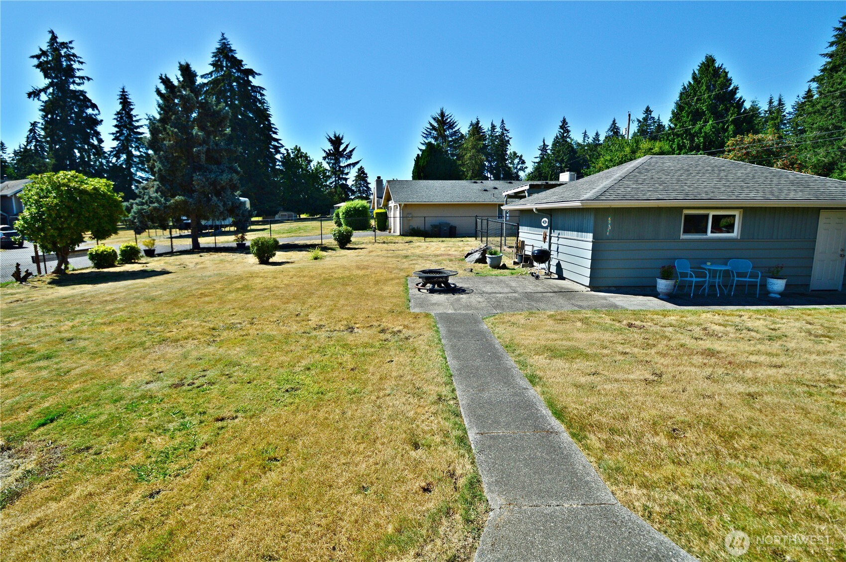 5202 96th Street Property Photo 5