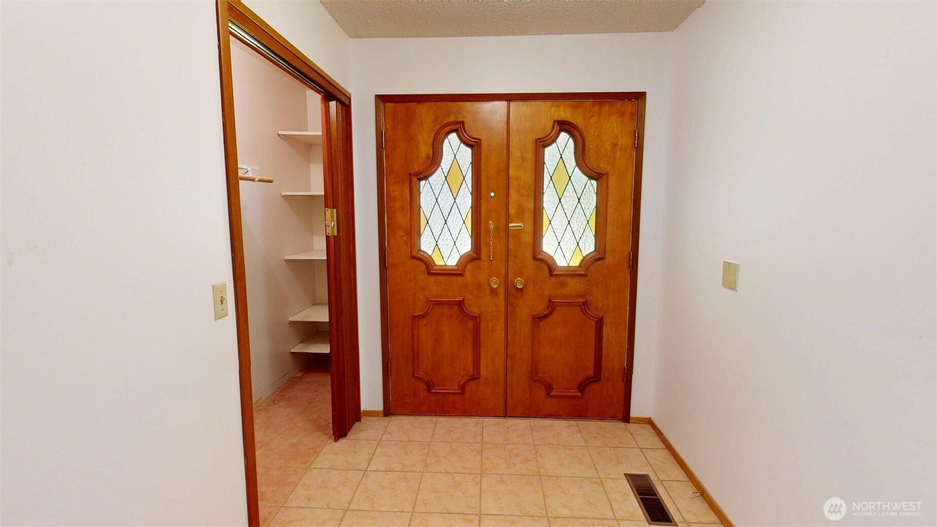 74 Westlake Property Photo 14