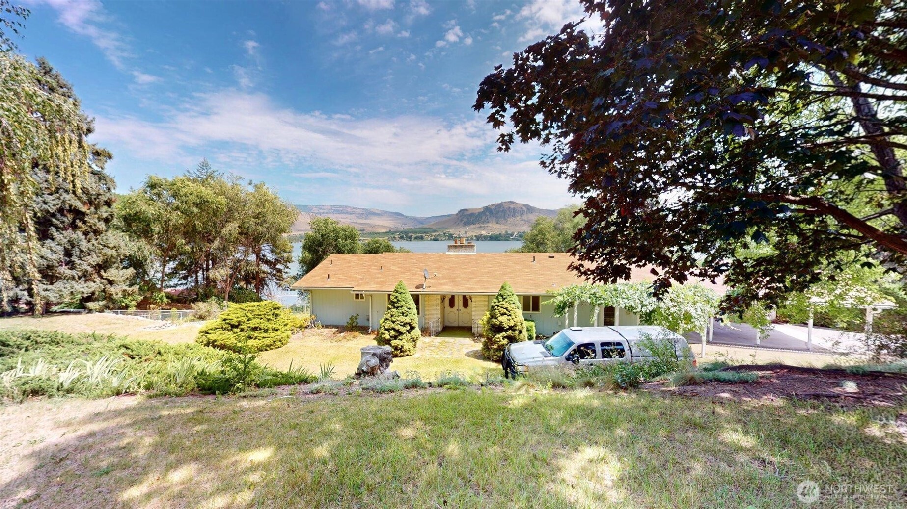 74 Westlake Property Photo 30