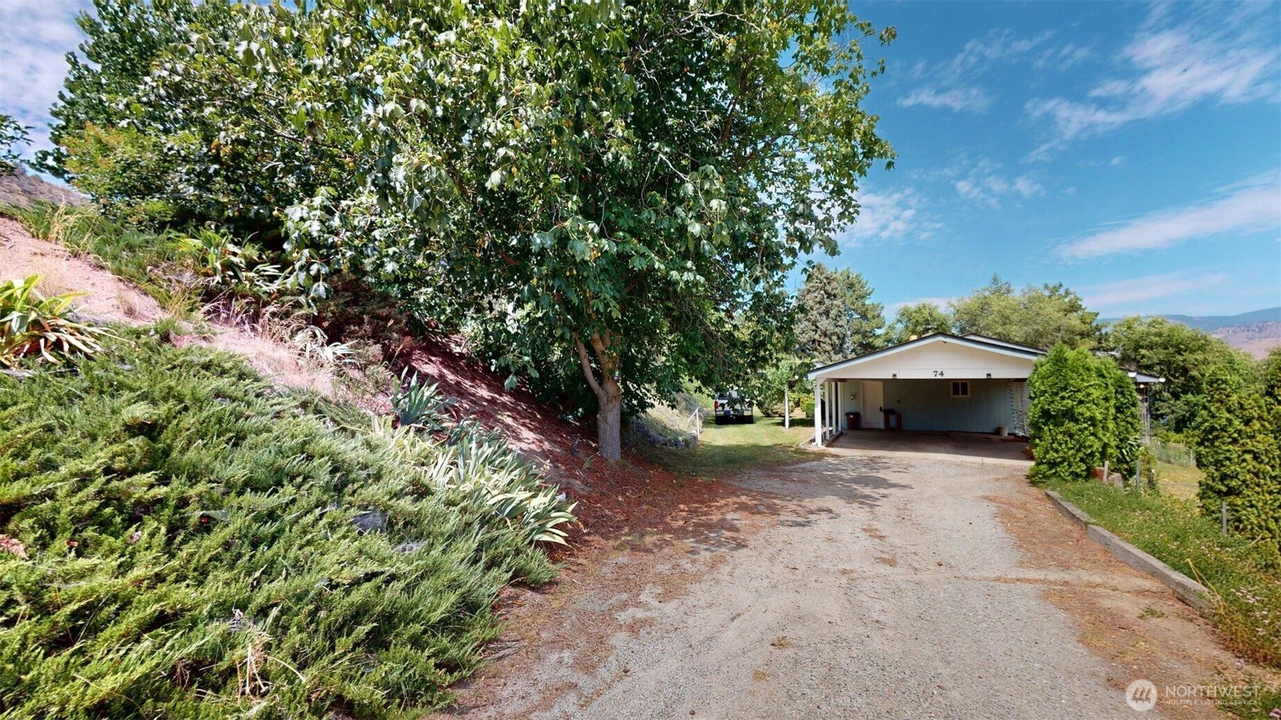 74 Westlake Property Photo 38