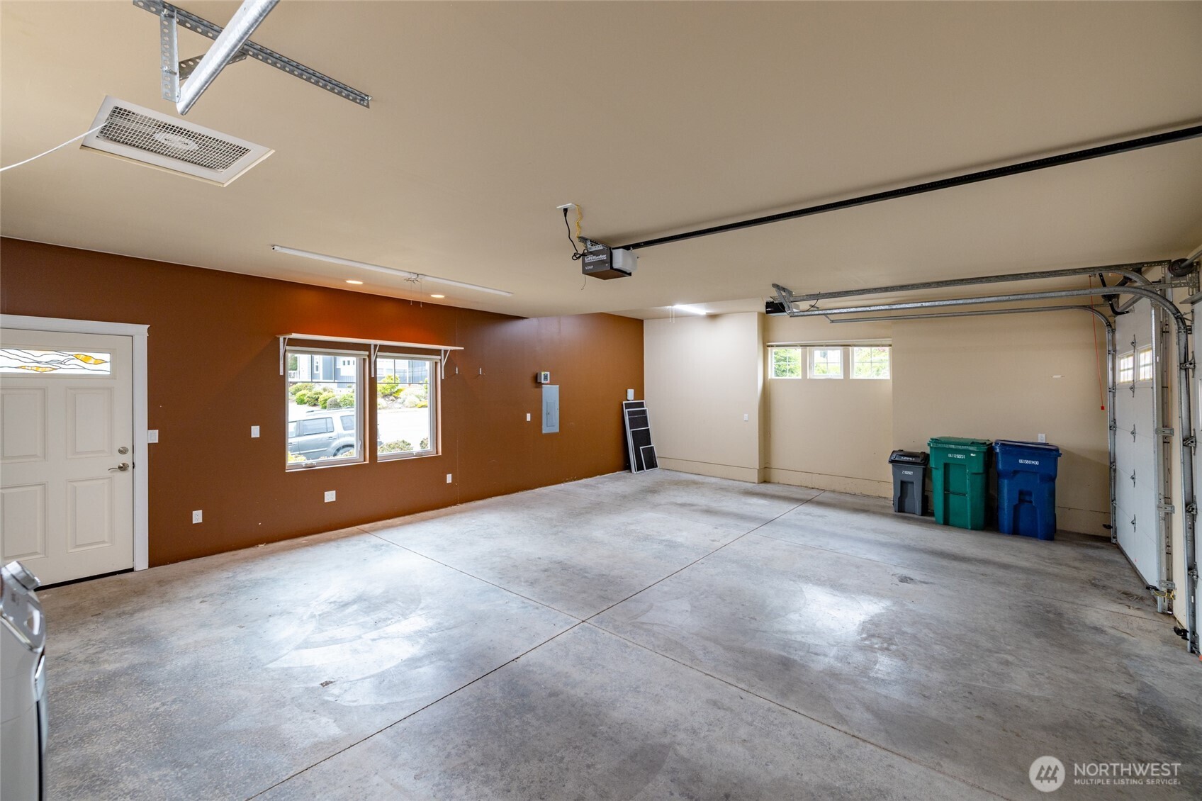 5214 Maritime Court Property Photo 37