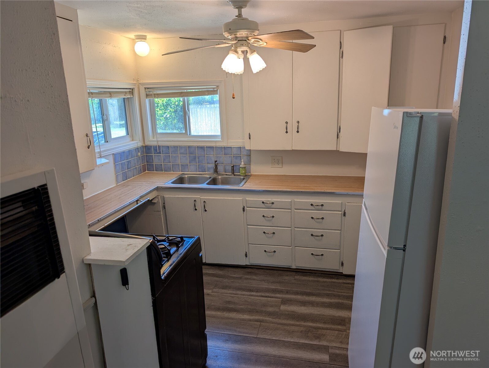 607 5th Street Property Photo 8
