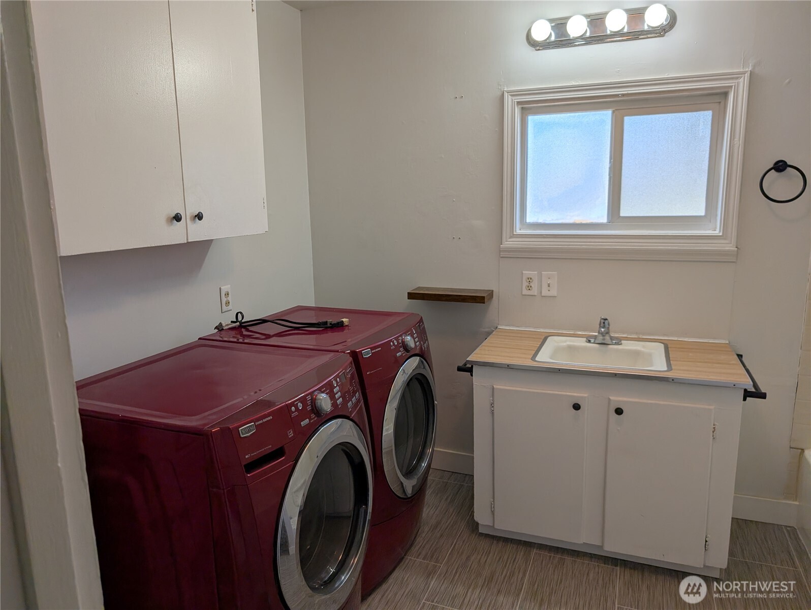 607 5th Street Property Photo 13