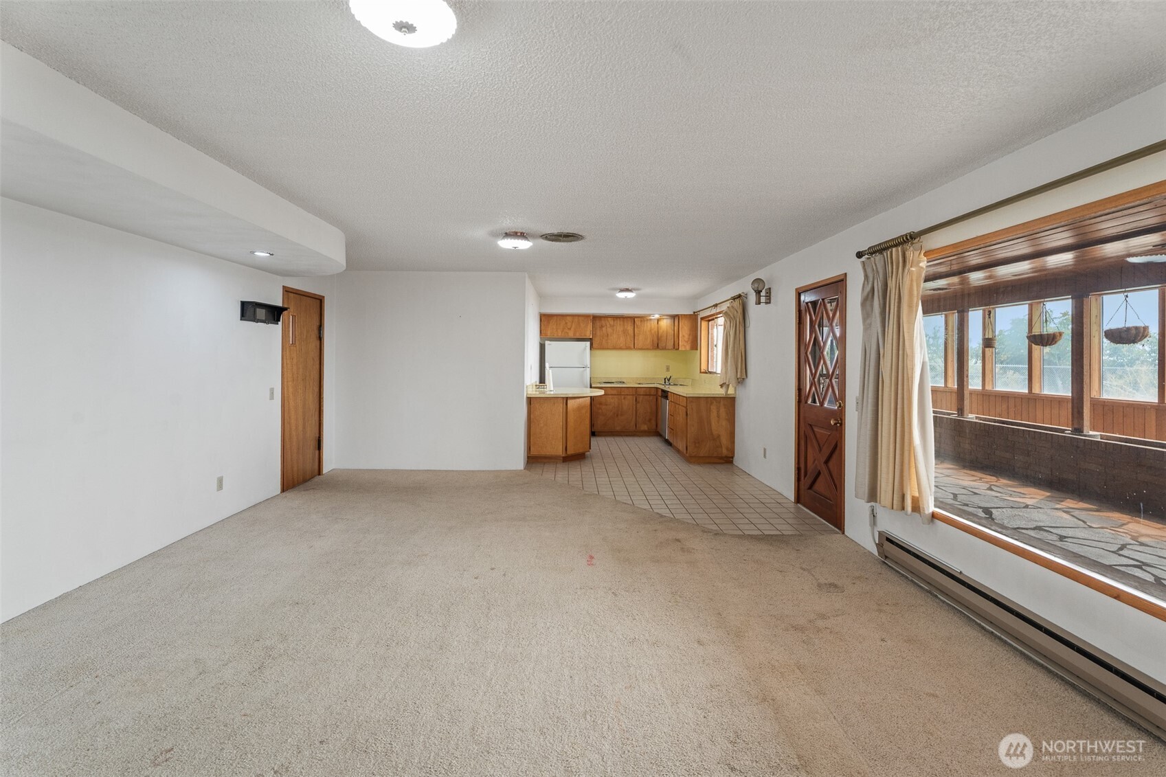 1210 N Ashland Avenue Property Photo 18