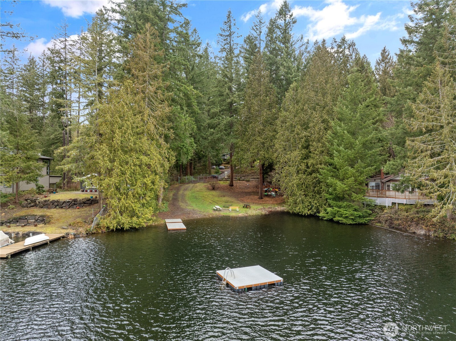 3866 E Ames Lake Drive Property Photo 14