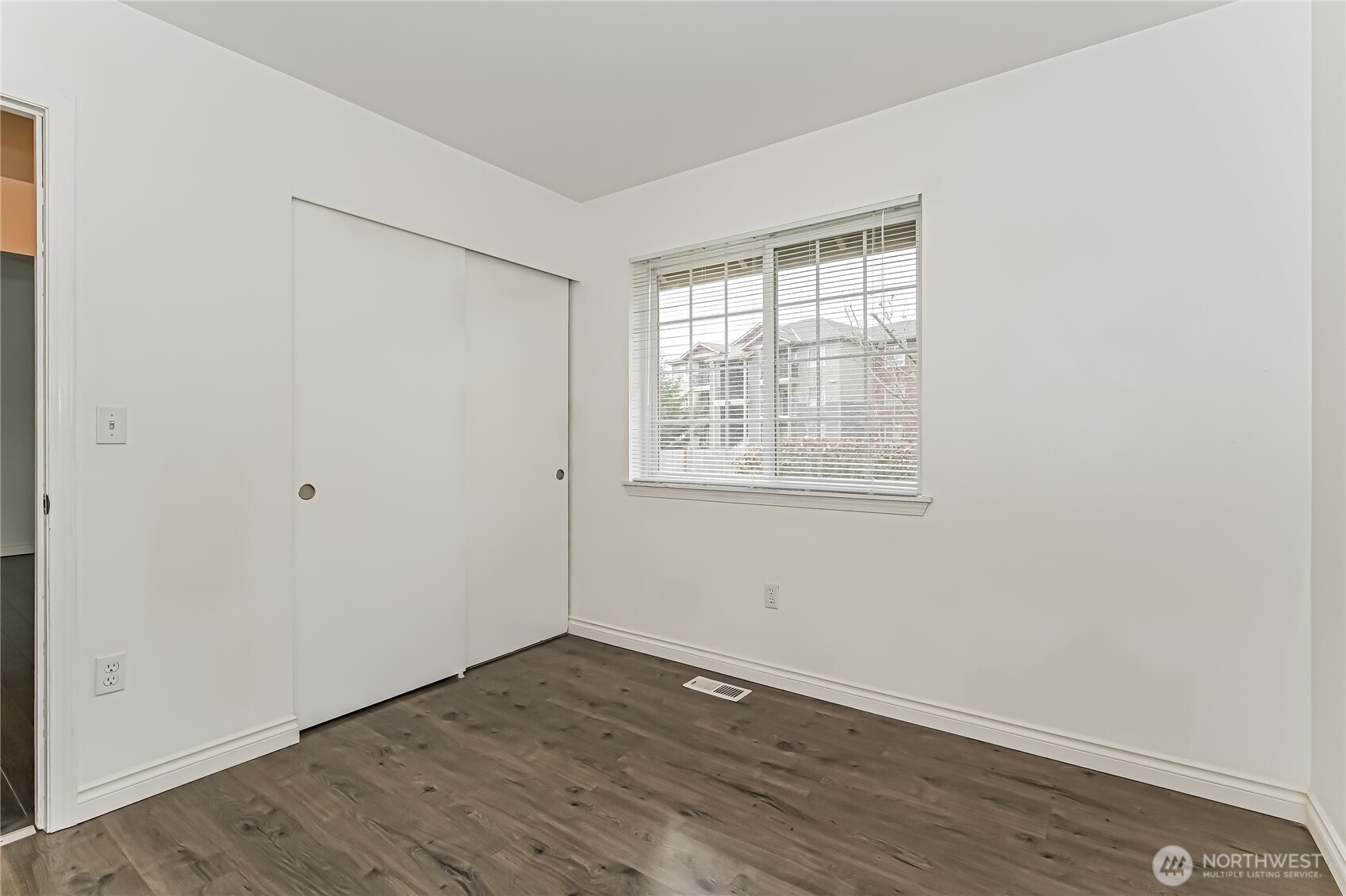 9905 141st Street Property Photo 13