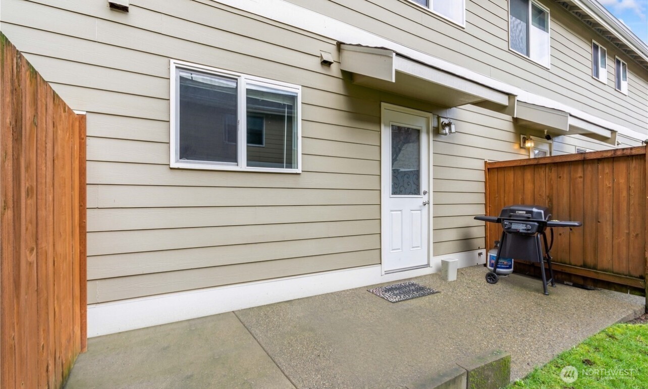 12010 113th Avenue 23 Property Photo 11