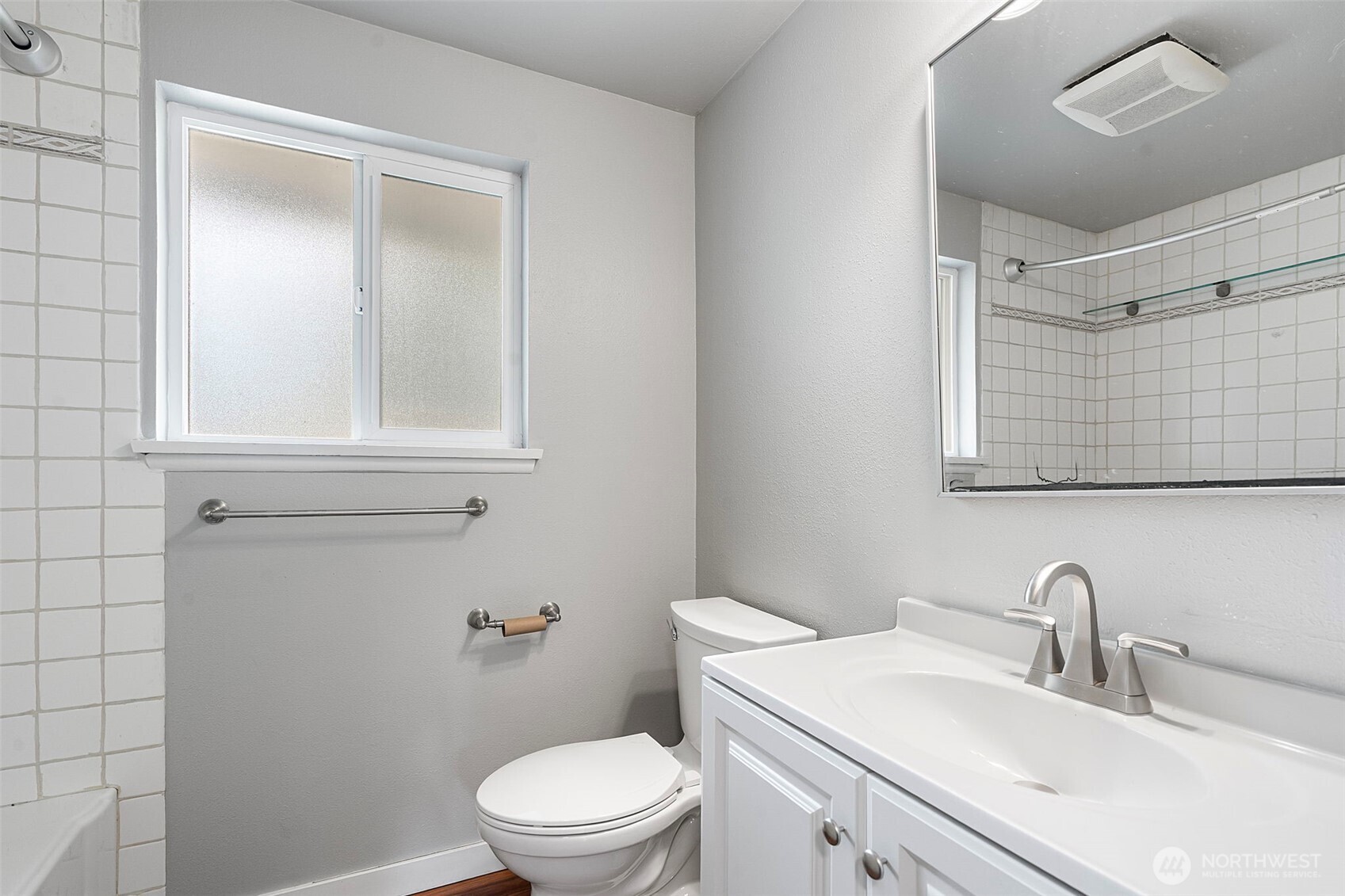31327 12th Place Property Photo 8