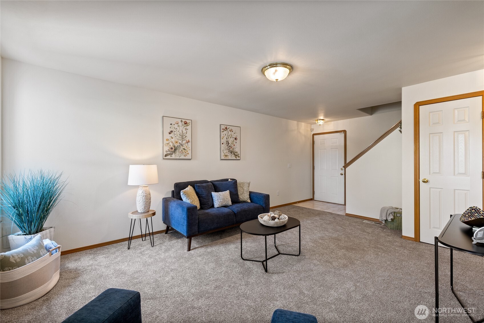 808 13th Street E Property Photo 4
