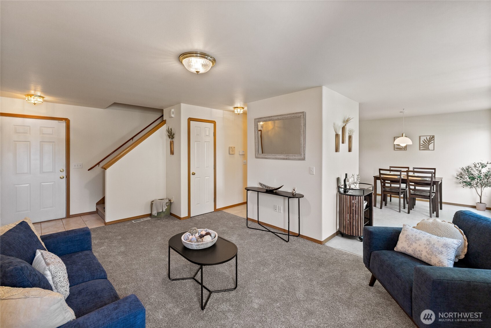 808 13th Street E Property Photo 8