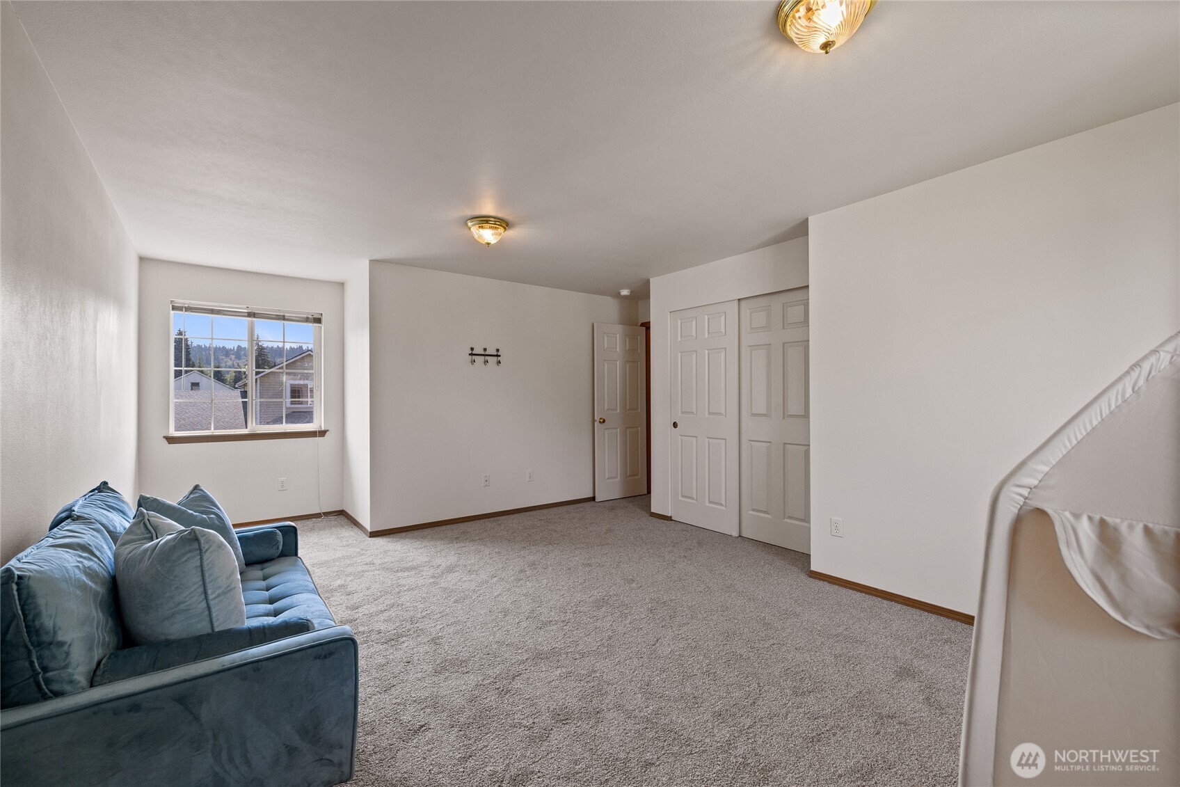 808 13th Street E Property Photo 19