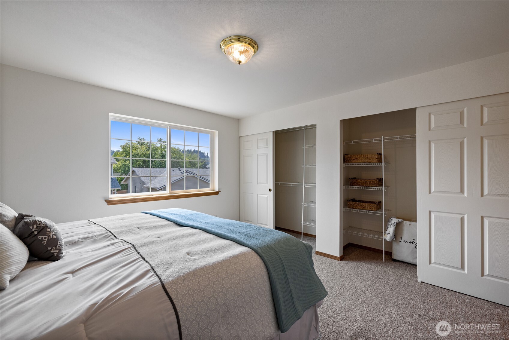 808 13th Street E Property Photo 21