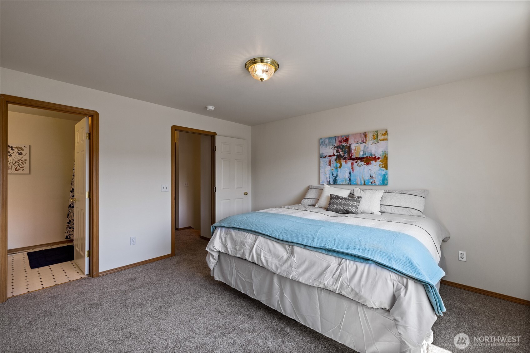 808 13th Street E Property Photo 22