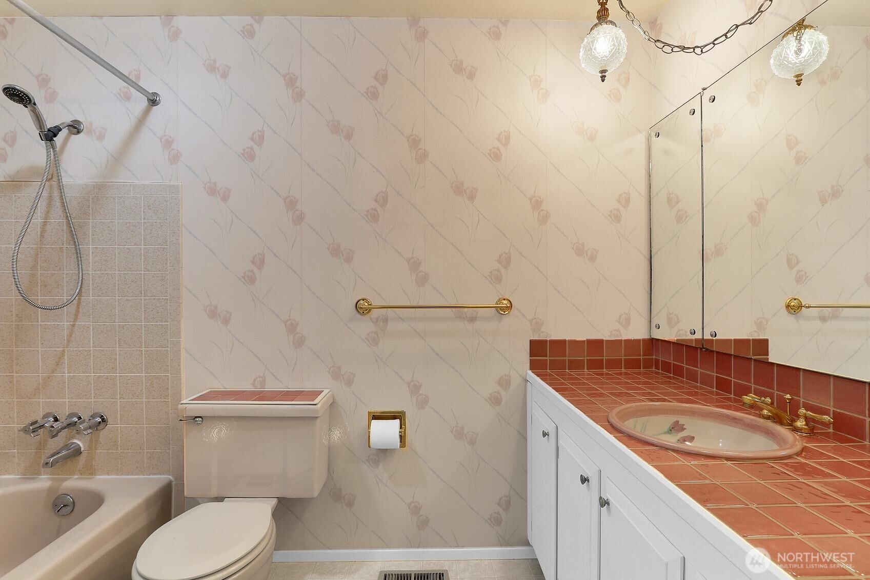 18509 43rd Place Property Photo 16
