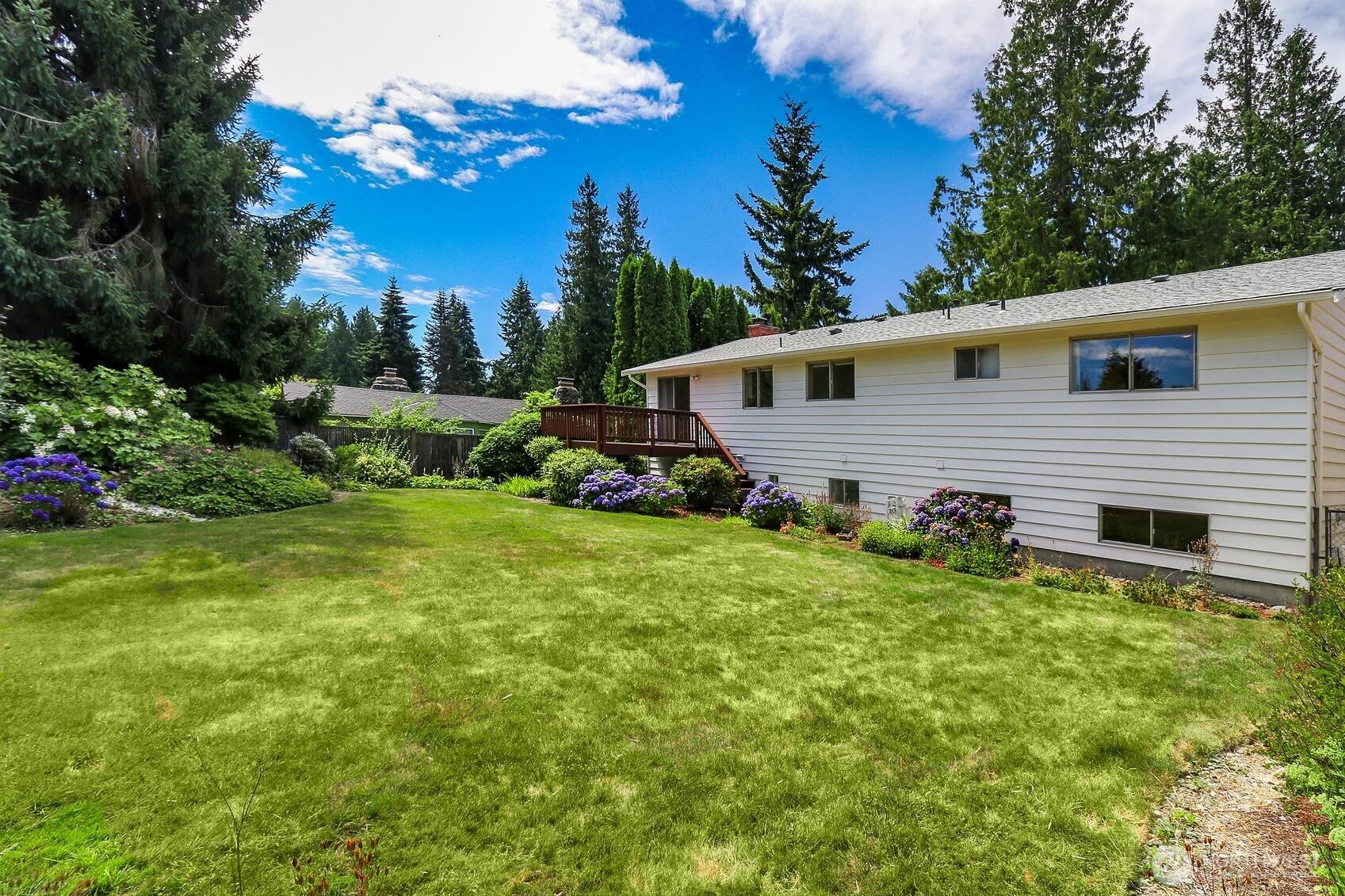 18509 43rd Place Property Photo 26