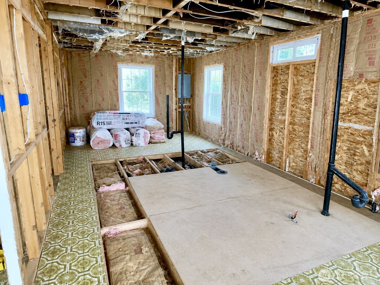 777 Edgewood Avenue Property Photo 21