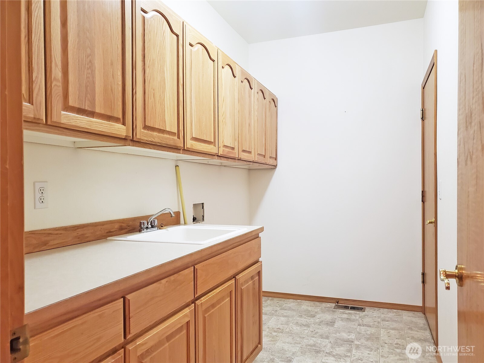 8058 Se Halfmoon Lane Property Photo 11