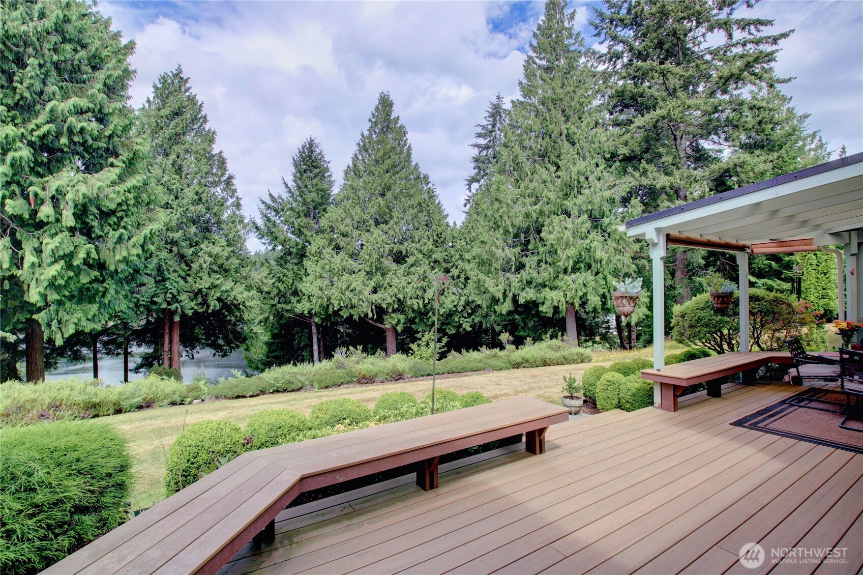 11 Whispering Cedars Court Property Photo 3