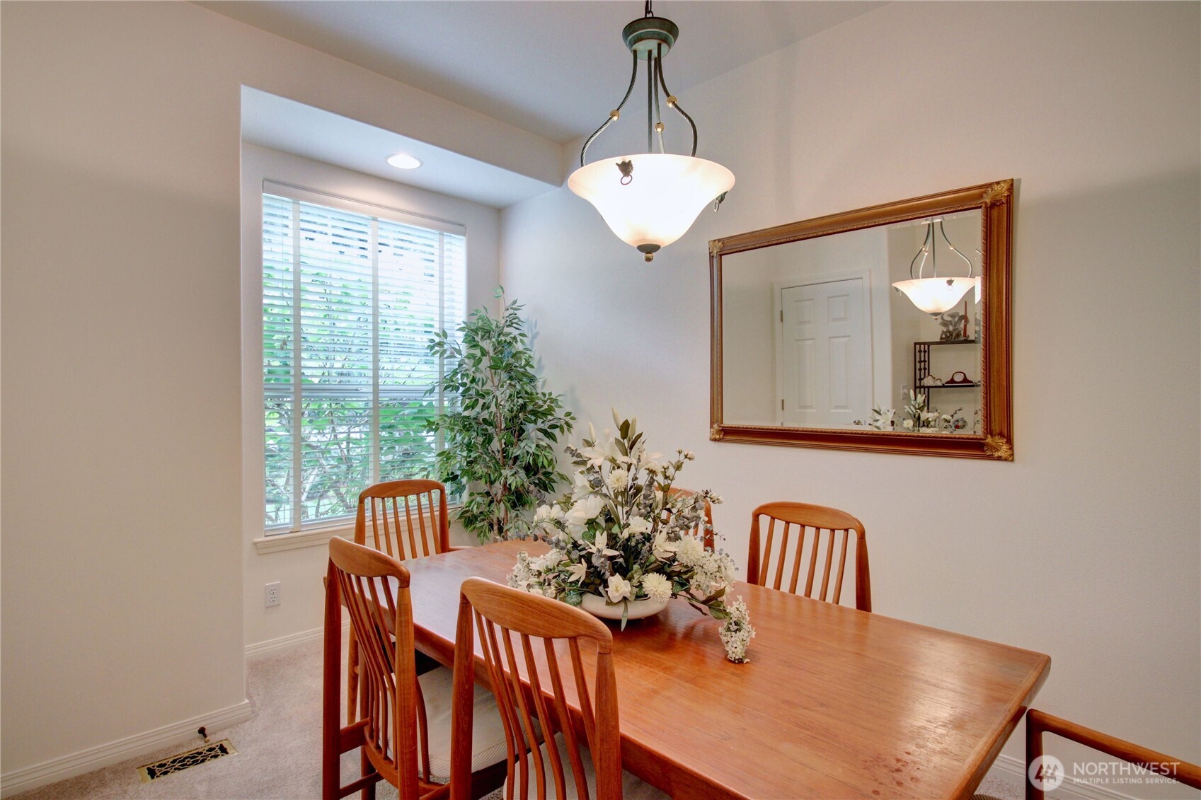 11 Whispering Cedars Court Property Photo 10