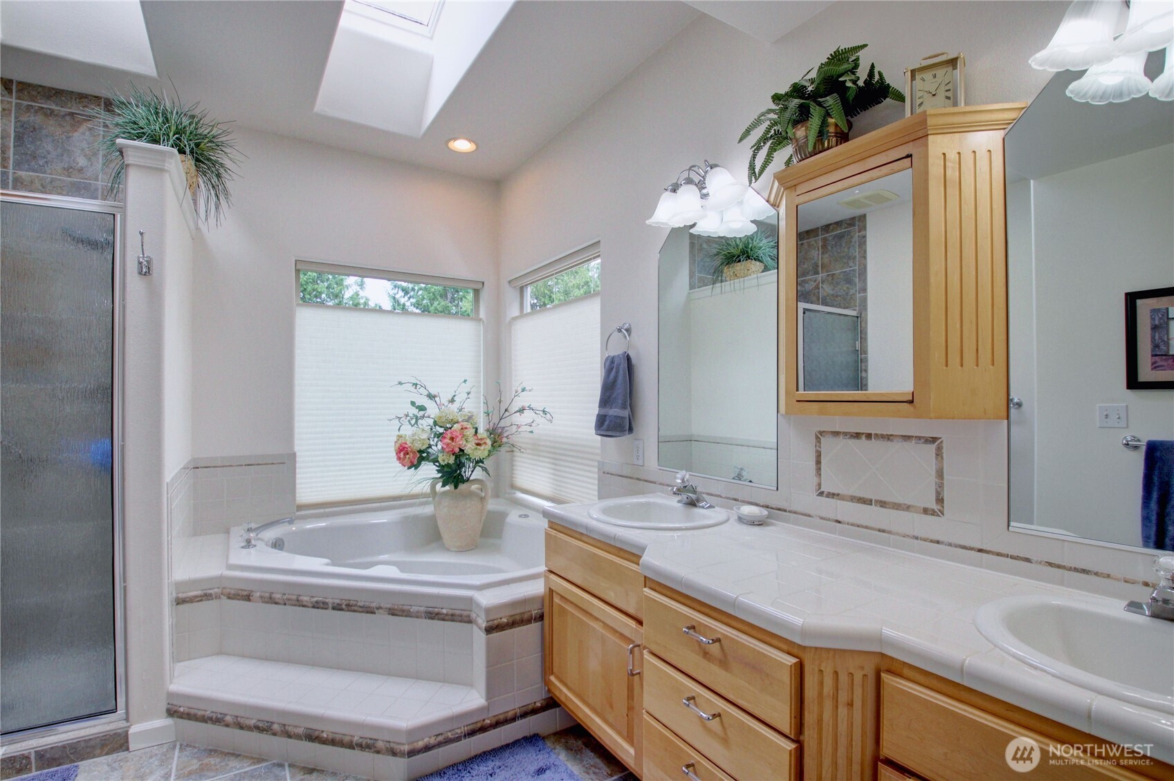 11 Whispering Cedars Court Property Photo 28