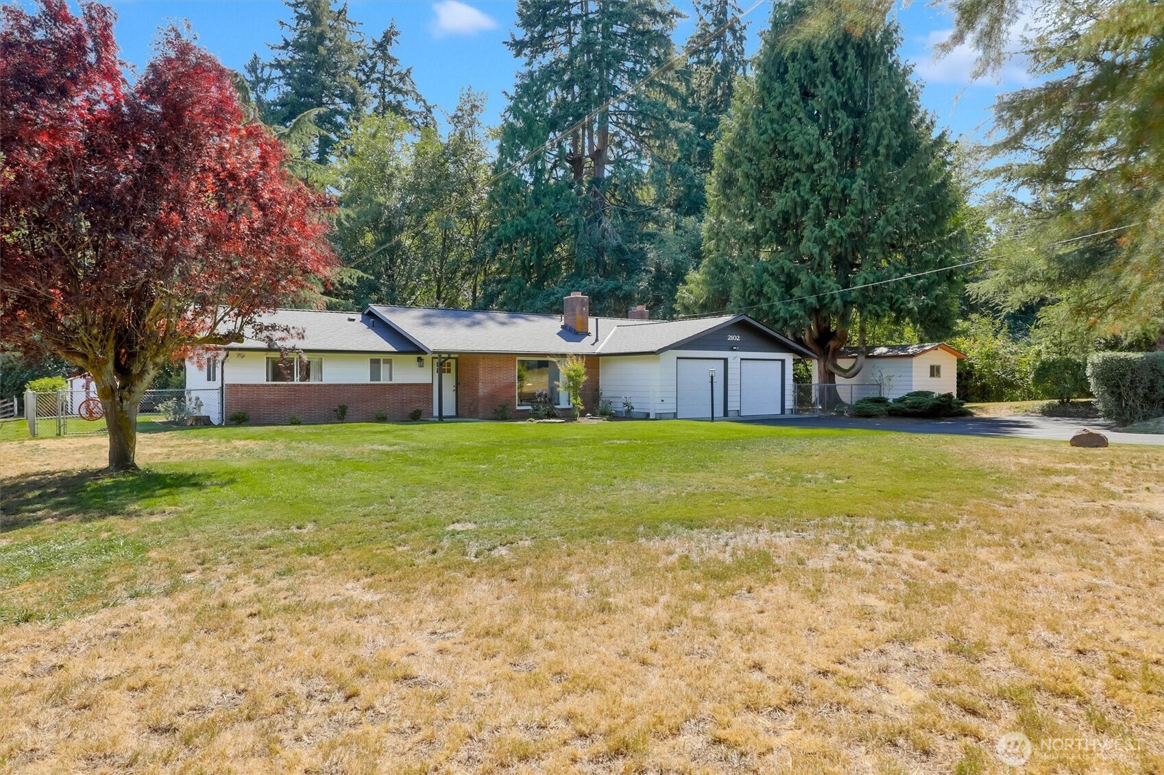 2102 Vine Road Property Photo 3