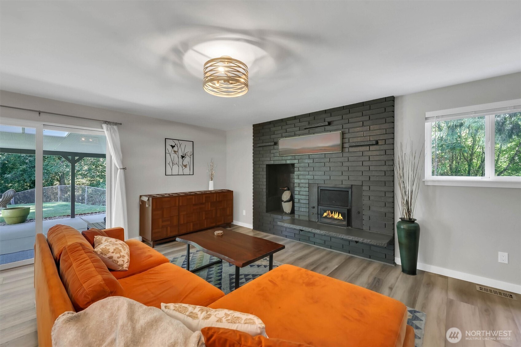 2102 Vine Road Property Photo 12