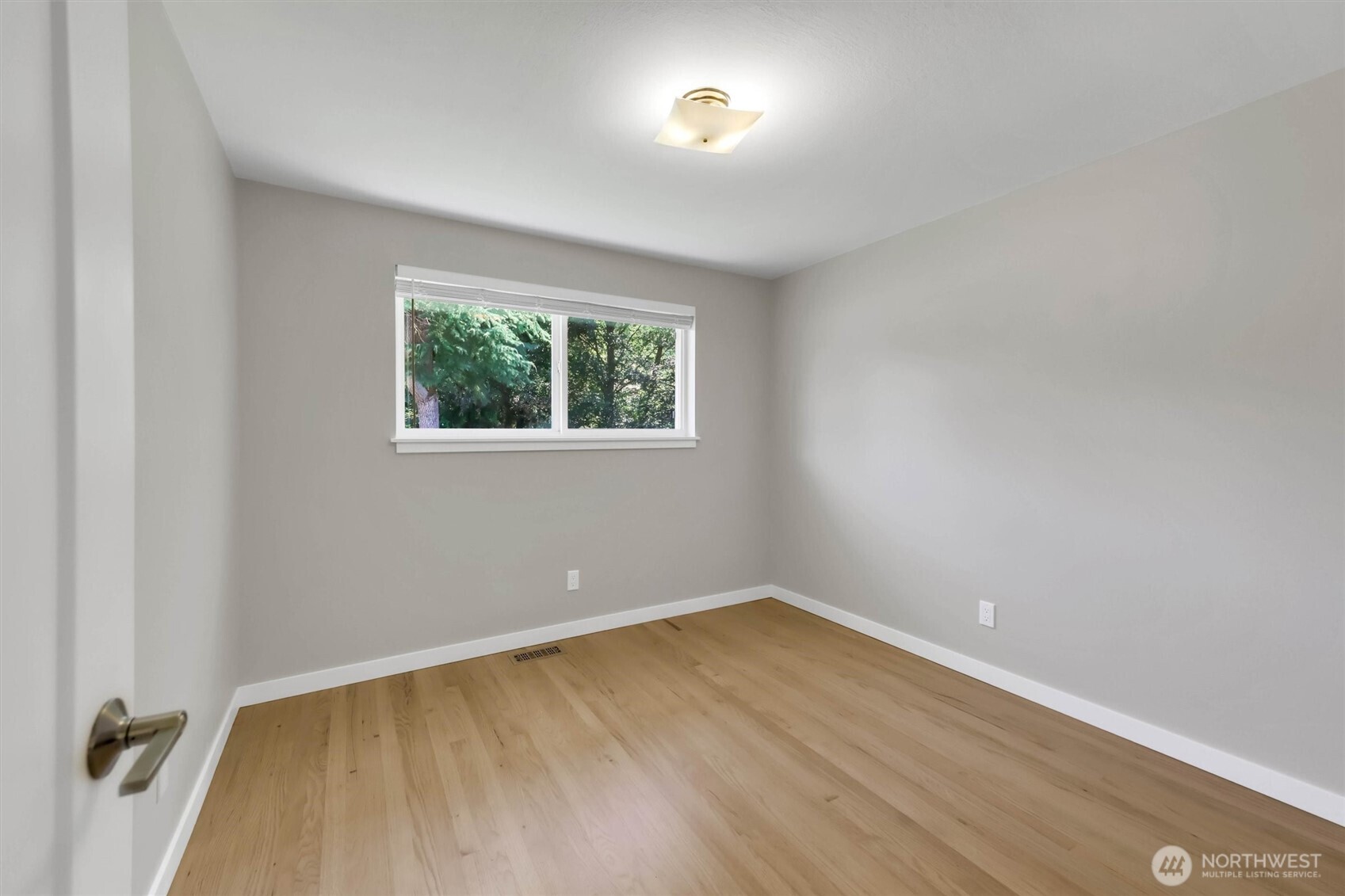 2102 Vine Road Property Photo 22