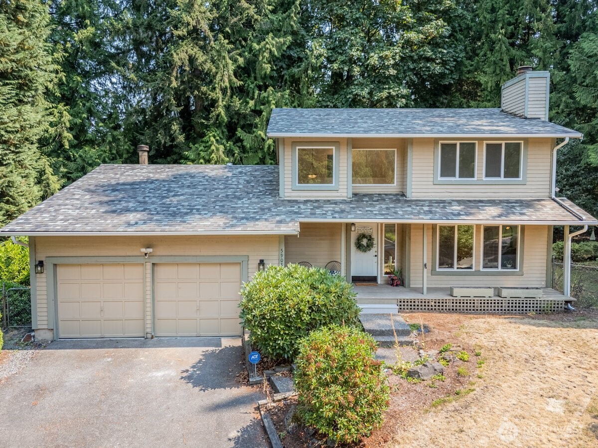 5905 147th Street Property Photo 1
