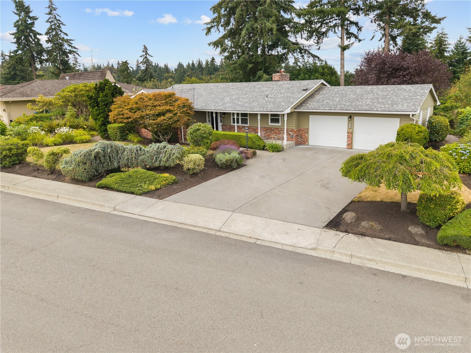 29311 7th Place Property Photo 2
