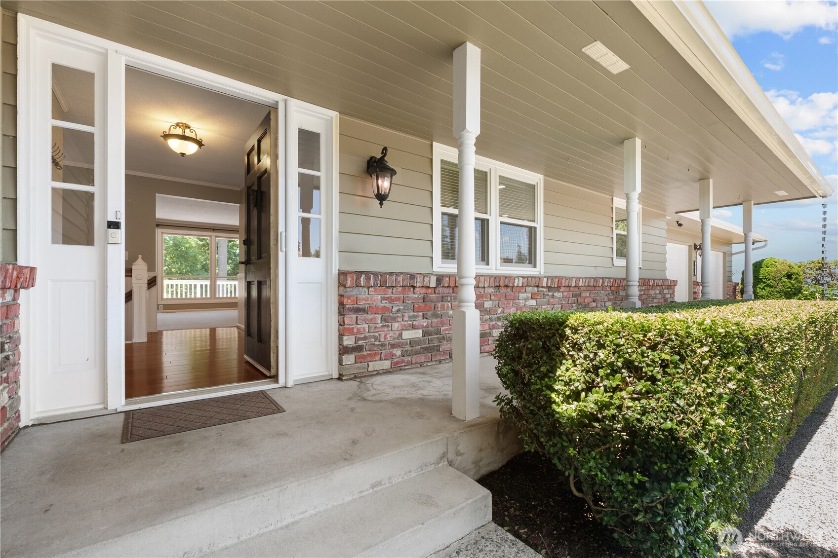29311 7th Place Property Photo 3