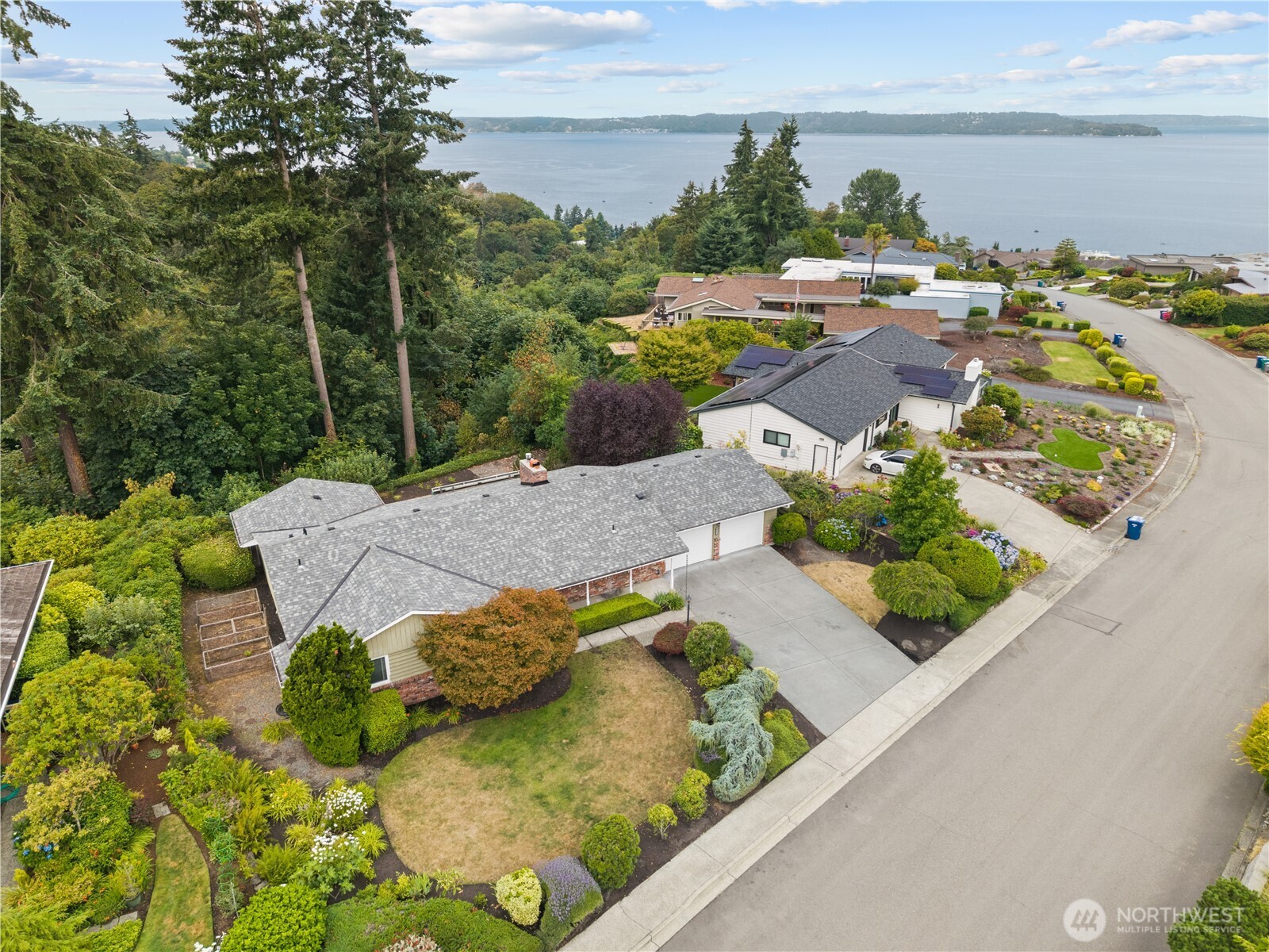 29311 7th Place Property Photo 8