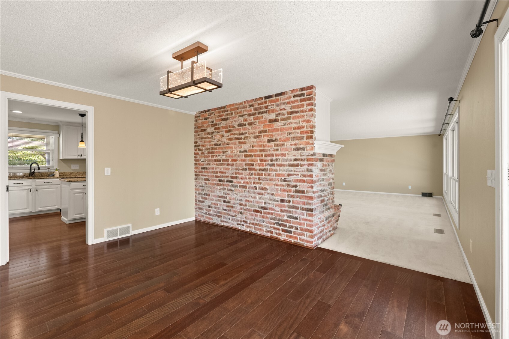 29311 7th Place Property Photo 14