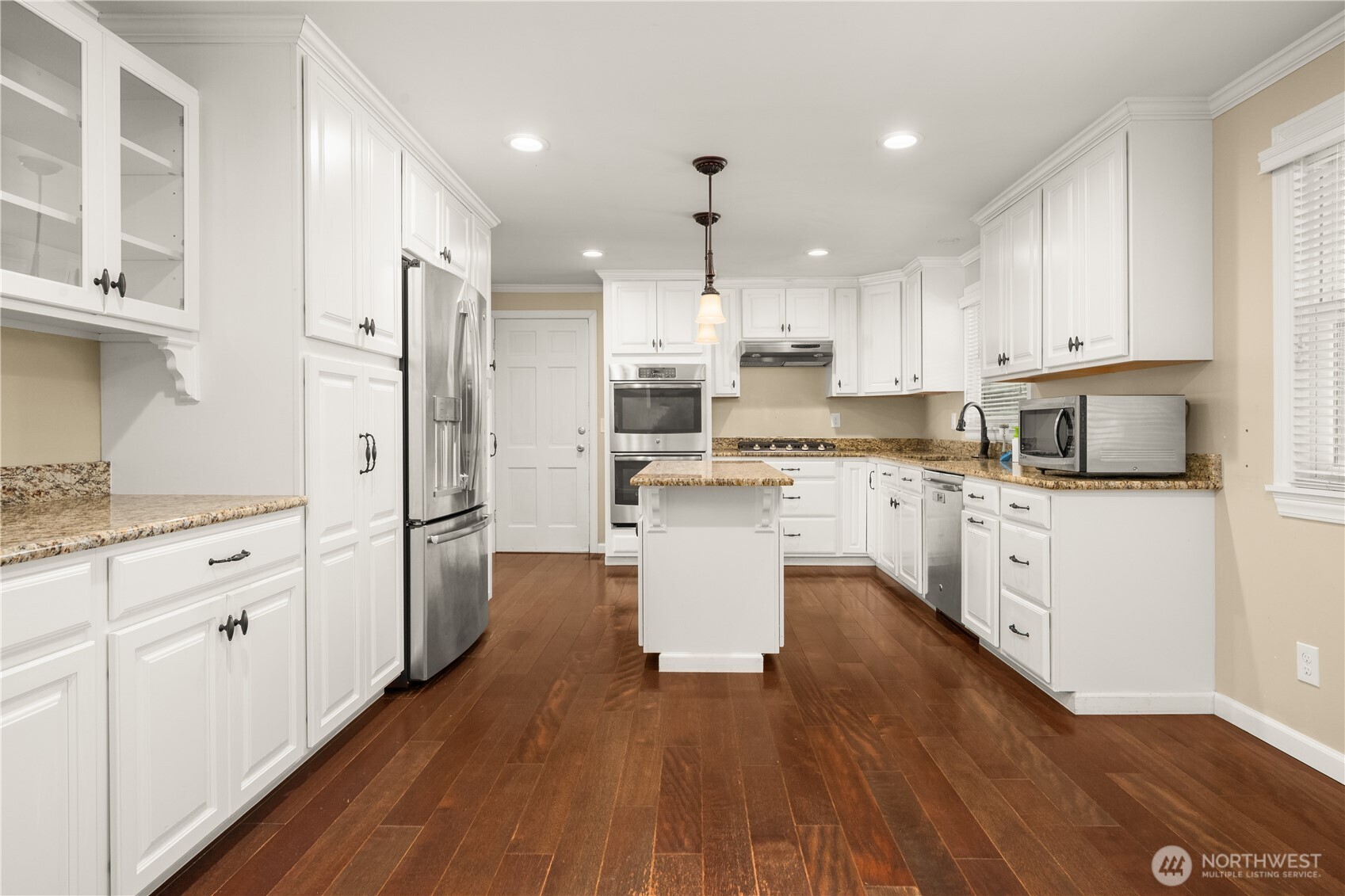 29311 7th Place Property Photo 15